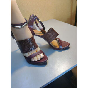 Rachel Roy Shoes Burgundy Size 7